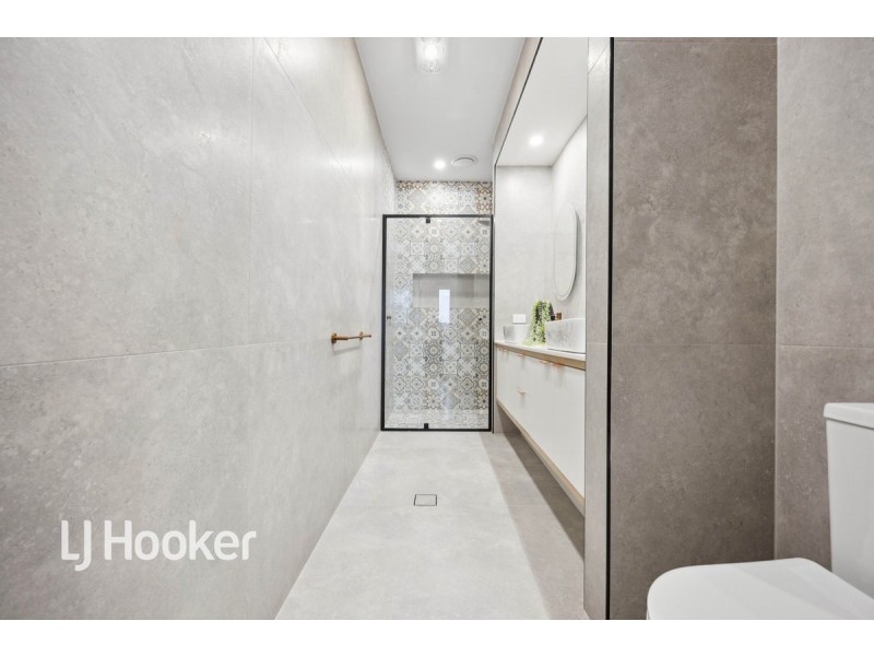 74 & 74a Flinders Parade, Flinders Park SA 5025