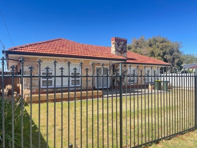 120 Railway Terrace, Largs North SA 5016
