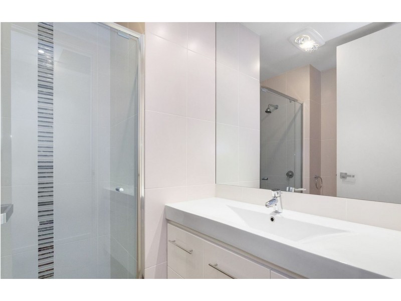 17/155 Brebner Drive, West Lakes SA 5021