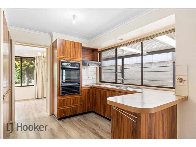 114 Adams Road, Trott Park SA 5158