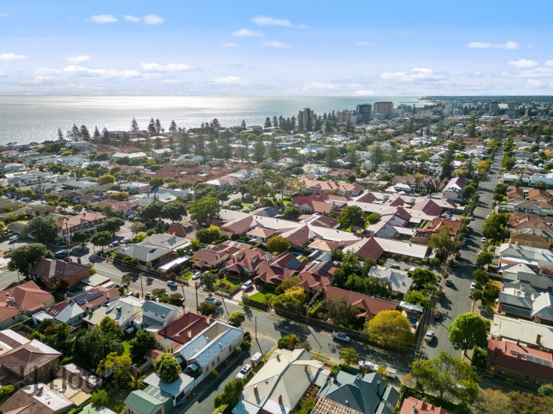 16 Bath Street, Glenelg South SA 5045