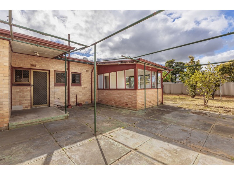49 Dudley Crescent, Mansfield Park SA 5012
