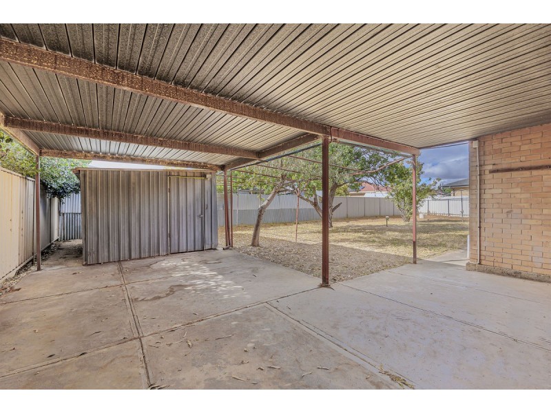 49 Dudley Crescent, Mansfield Park SA 5012