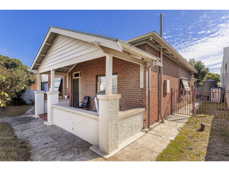 165 Grand Junction Road, Ottoway SA 5013