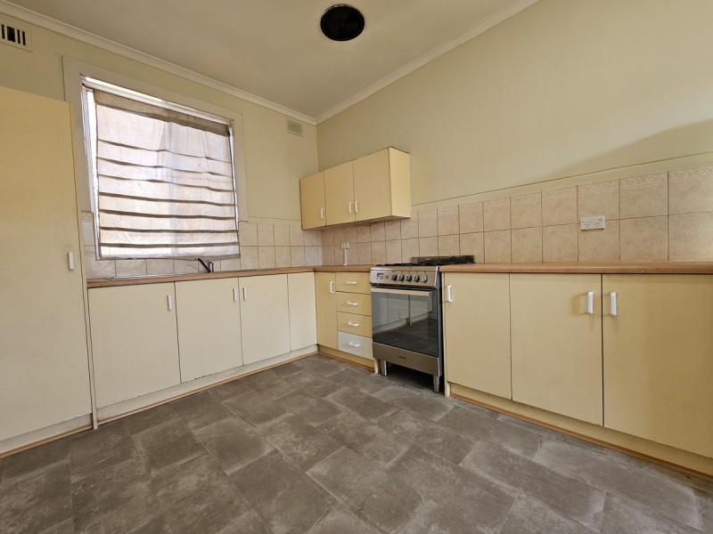 34 Second Avenue, Woodville Gardens SA 5012