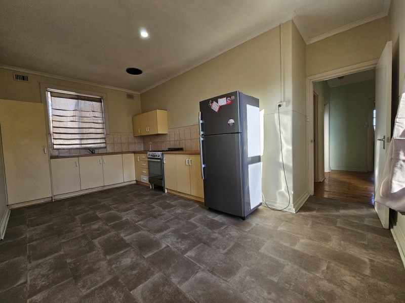 34 Second Avenue, Woodville Gardens SA 5012