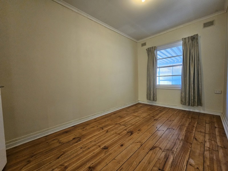 34 Second Avenue, Woodville Gardens SA 5012