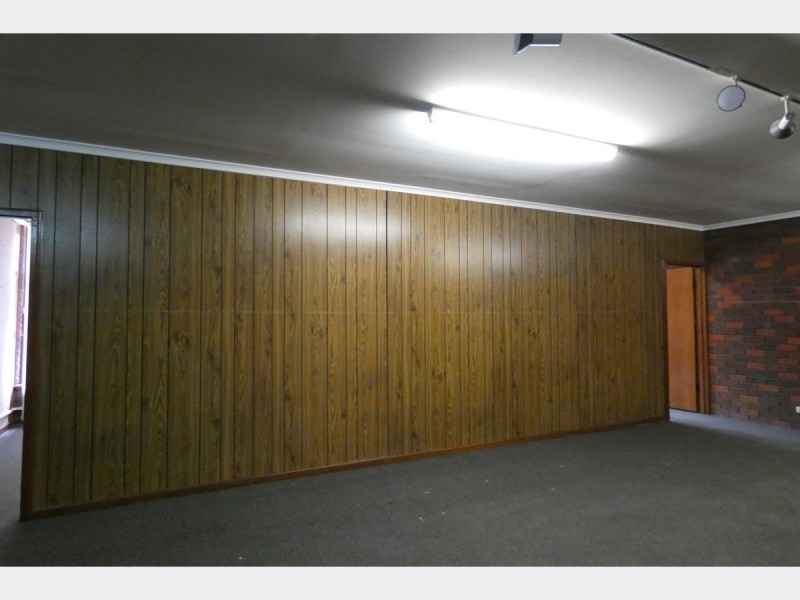 24 Surrey Road, Keswick SA 5035