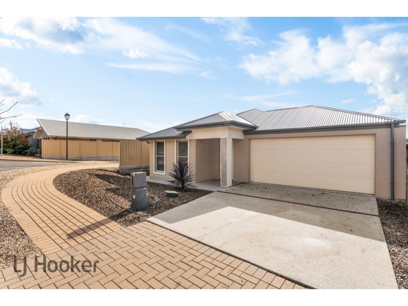 15 Fathom Crescent, Seaford Meadows SA 5169
