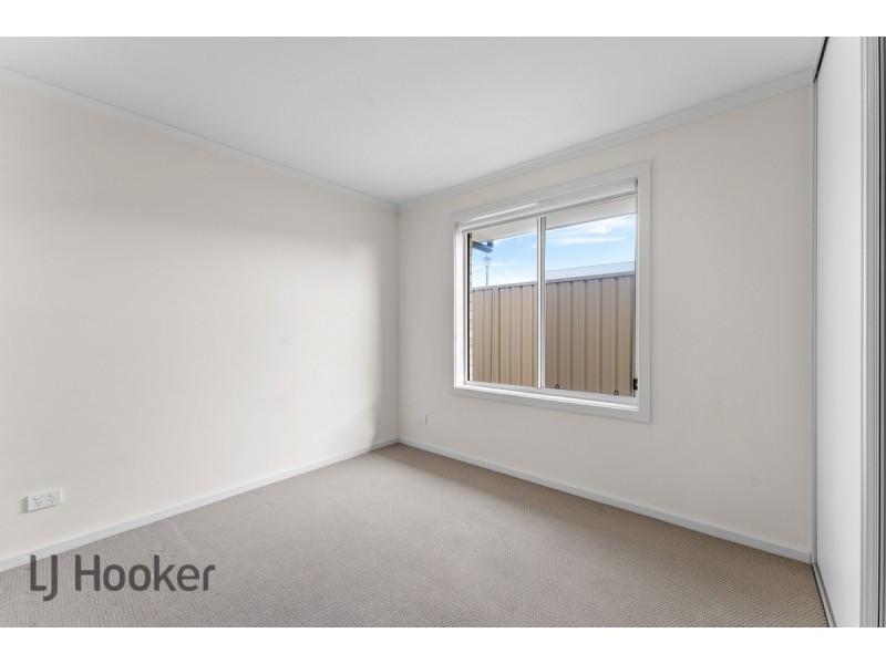 15 Fathom Crescent, Seaford Meadows SA 5169