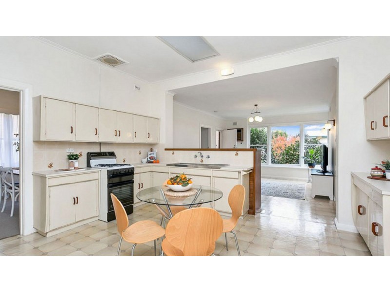 25 Shirley Avenue, Woodville West SA 5011