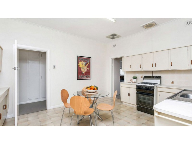 25 Shirley Avenue, Woodville West SA 5011