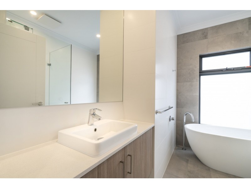 403B Military Road, Henley Beach SA 5022