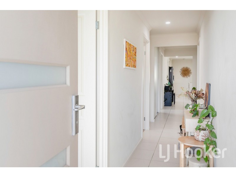 6 Gladstone Road, Seaford Meadows SA 5169