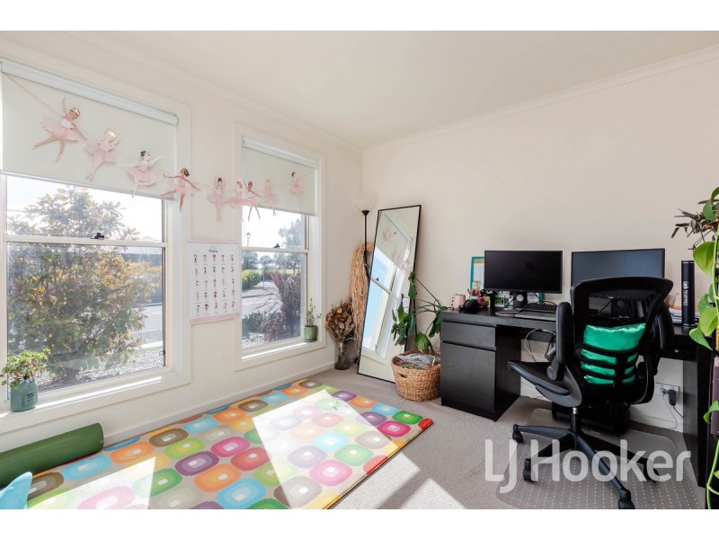 6 Gladstone Road, Seaford Meadows SA 5169