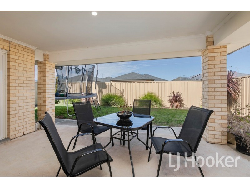 6 Gladstone Road, Seaford Meadows SA 5169