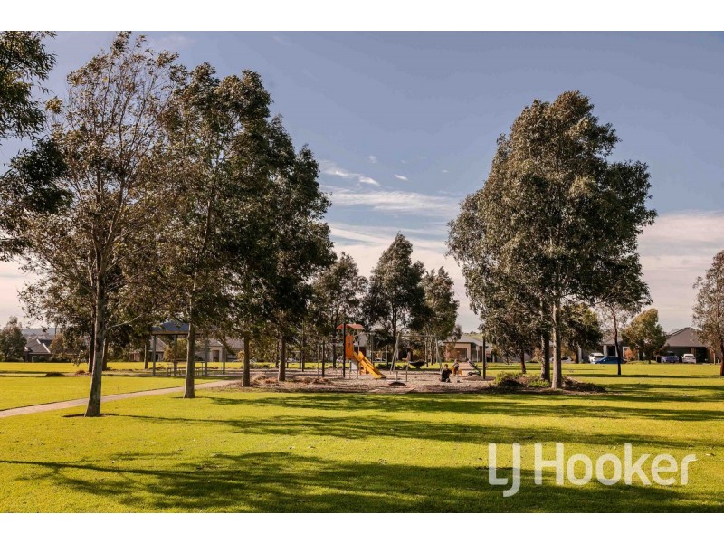 6 Gladstone Road, Seaford Meadows SA 5169