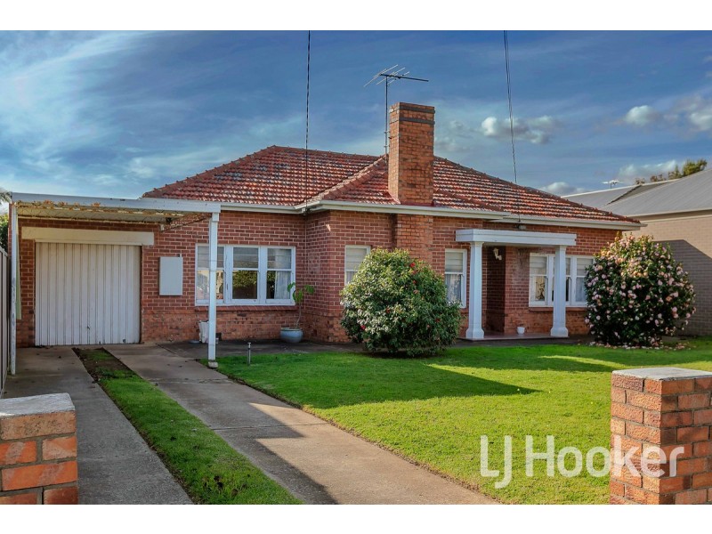 3 Helmsdale Avenue, Glengowrie SA 5044