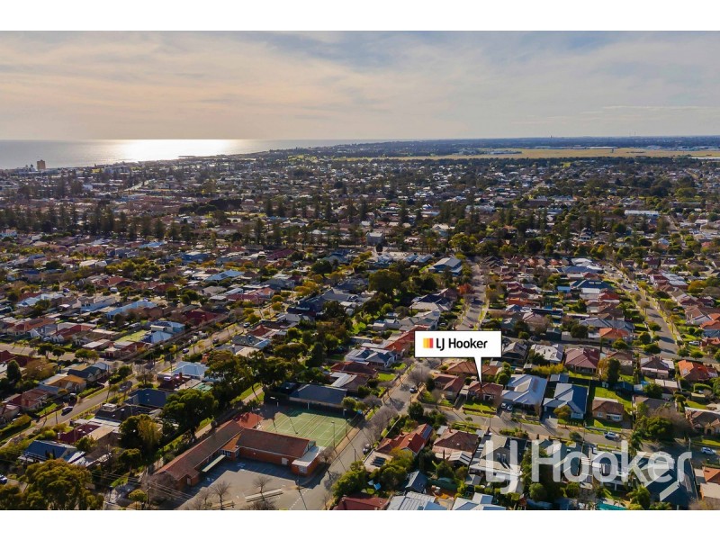 3 Helmsdale Avenue, Glengowrie SA 5044