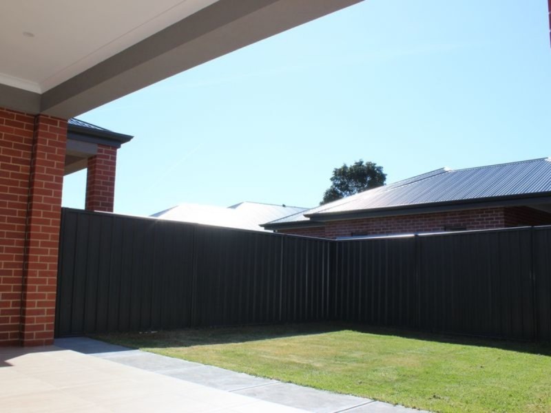 32 Rivett Avenue, Fulham Gardens SA 5024