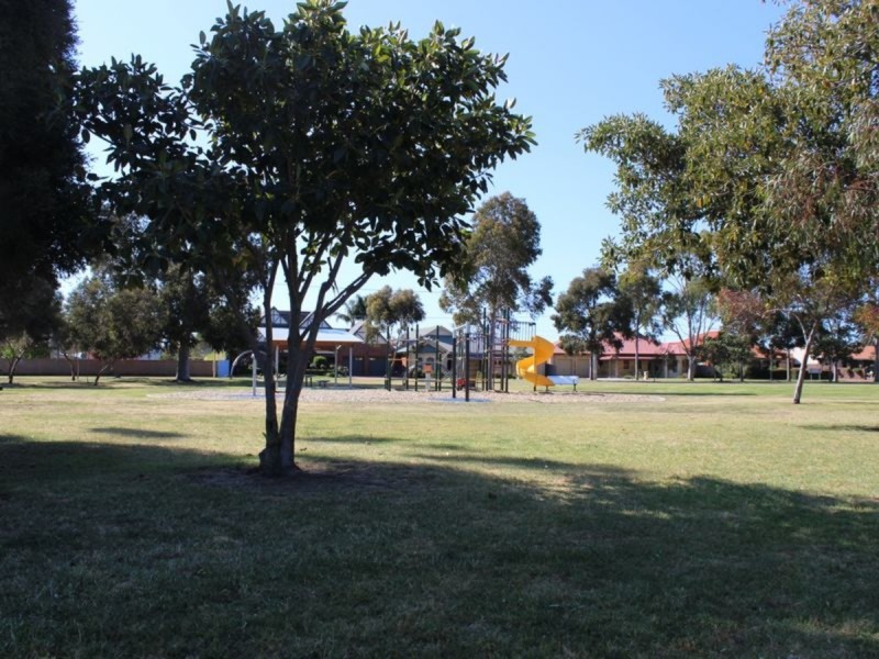 32 Rivett Avenue, Fulham Gardens SA 5024