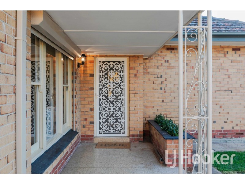 2 Singleton Avenue, Seaton SA 5023