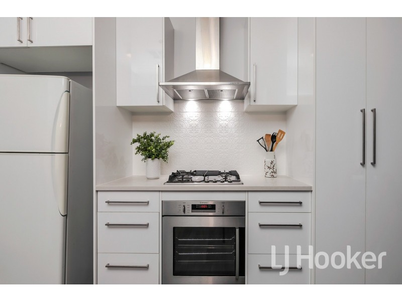 2 Singleton Avenue, Seaton SA 5023