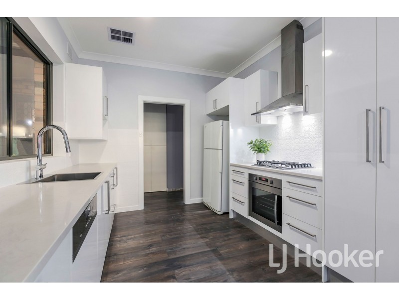 2 Singleton Avenue, Seaton SA 5023