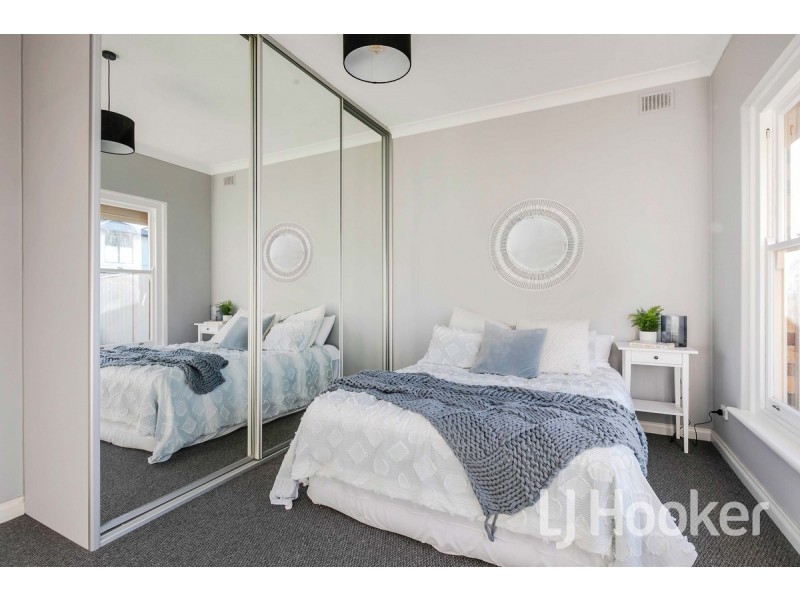 2 Singleton Avenue, Seaton SA 5023