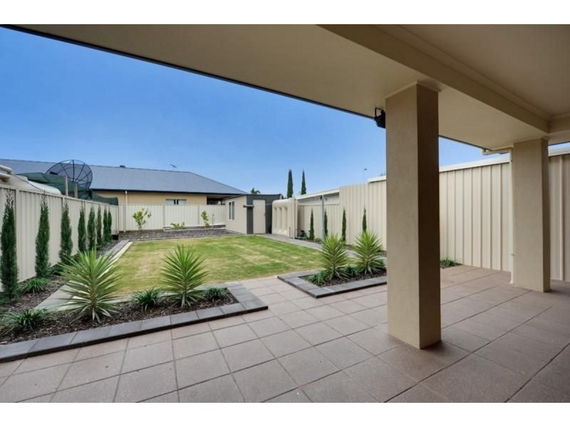 8 Hewitt Crescent, Woodville South SA 5011