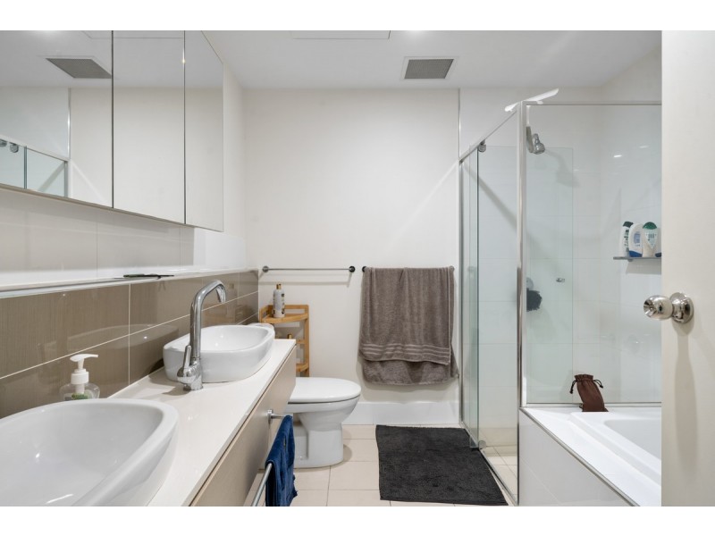 26 Tarni Court, New Port SA 5015