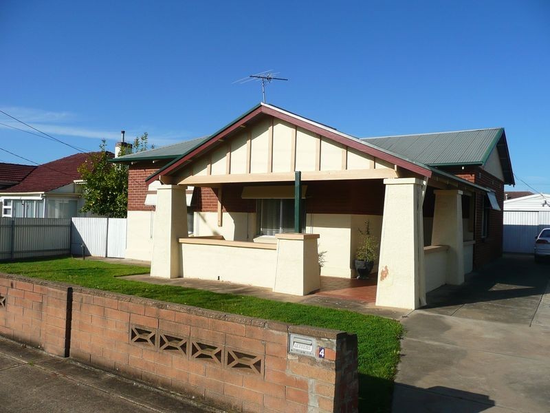 4 Hobbs Street, Findon SA 5023