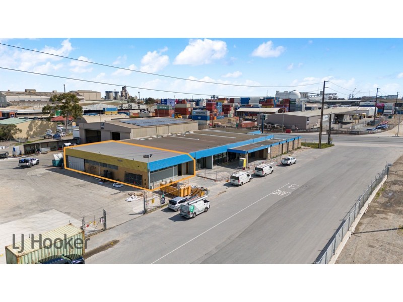 24 Francis Street, Port Adelaide SA 5015