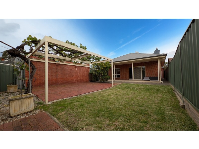 1A Fischer Street, Welland SA 5007