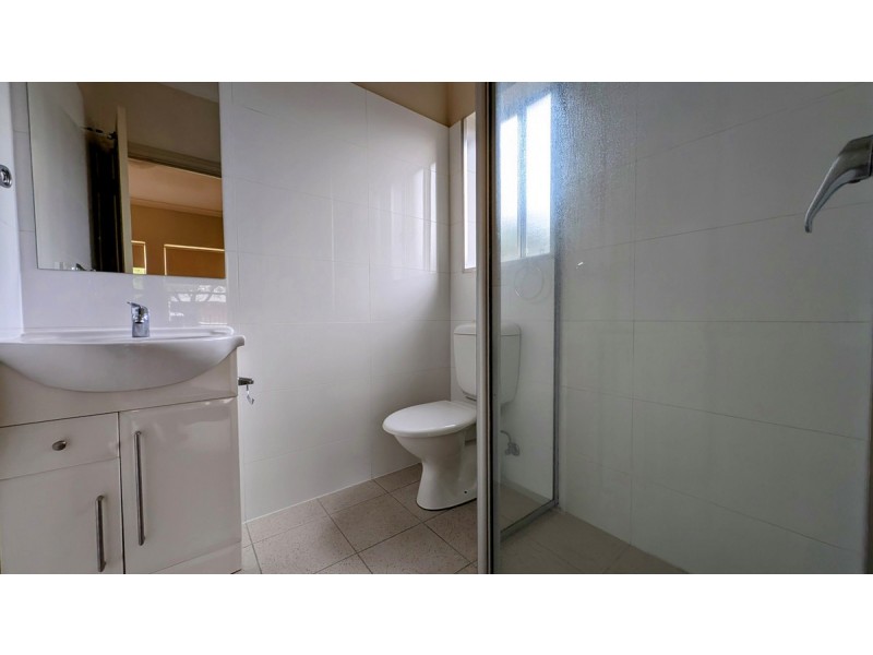 1A Fischer Street, Welland SA 5007