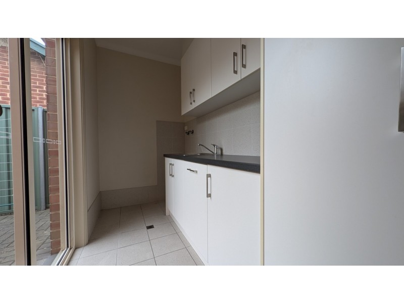 1A Fischer Street, Welland SA 5007