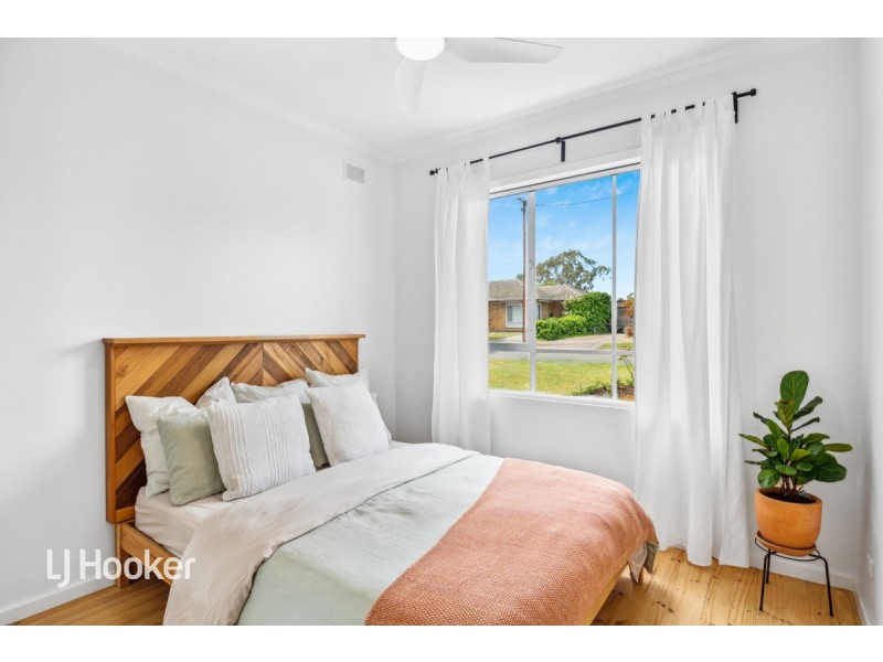 10 Adam Avenue, Bellevue Heights SA 5050