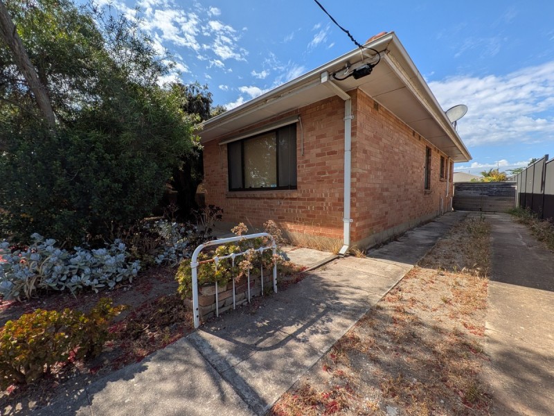 16 Strathfield Terrace, Largs Bay SA 5016
