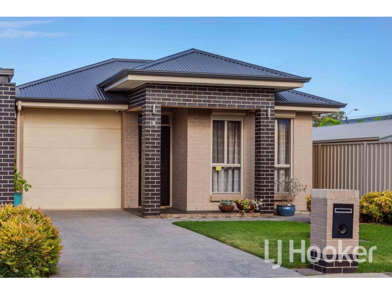 9 Howard Street, Flinders Park SA 5025