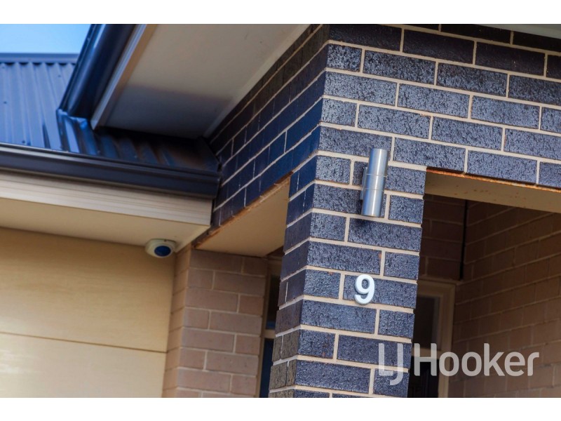 9 Howard Street, Flinders Park SA 5025