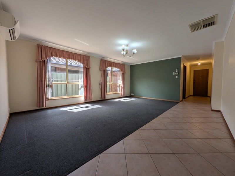 8 Lynton Court, Blakeview SA 5114