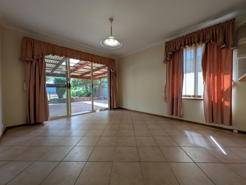 8 Lynton Court, Blakeview SA 5114