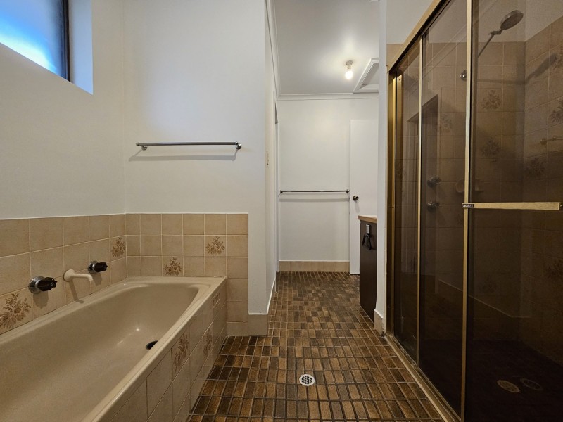 7 Opala Court, Hallett Cove SA 5158