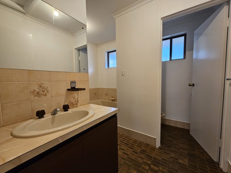 7 Opala Court, Hallett Cove SA 5158