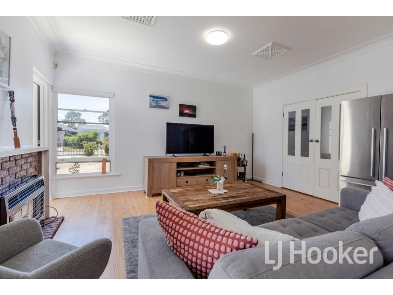 22 Hurstfield Terrace, Findon SA 5023