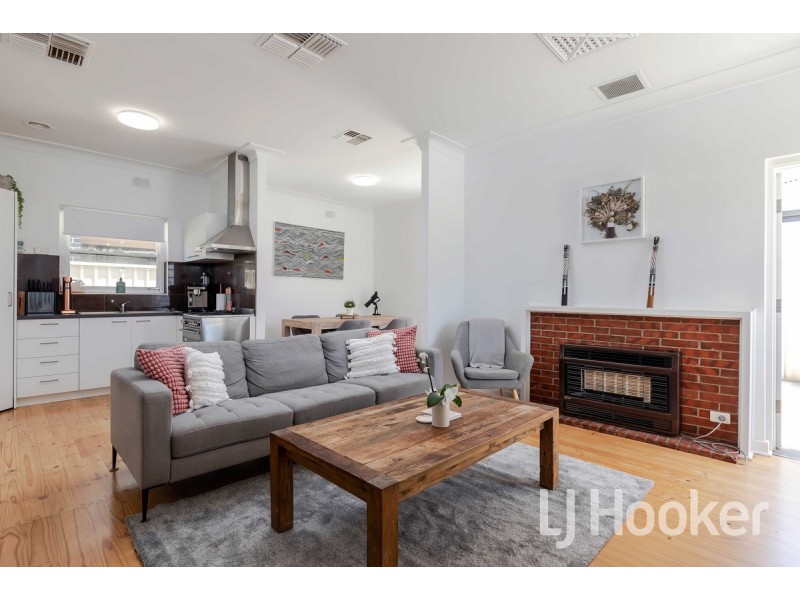 22 Hurstfield Terrace, Findon SA 5023