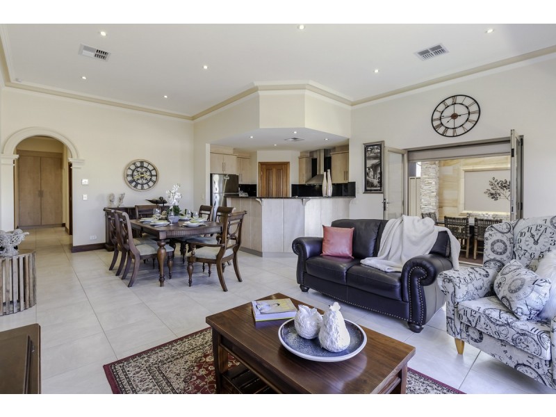 3 Grange Court, Findon SA 5023