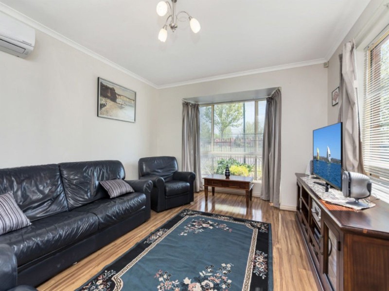 3 St Michaels Circuit, Oakden SA 5086