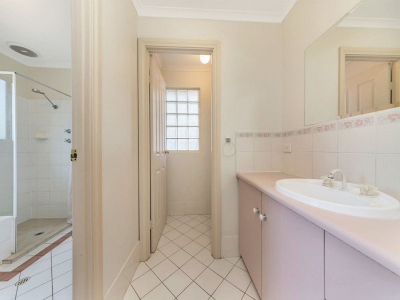 3 St Michaels Circuit, Oakden SA 5086