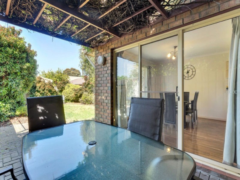 3 St Michaels Circuit, Oakden SA 5086